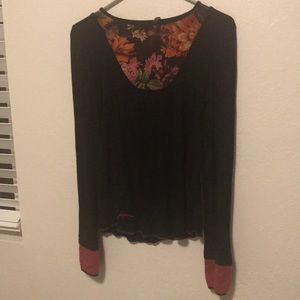 Floral print blouse